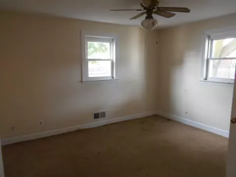 258 Pullen Ave, Pawtucket, RI 02861 photo 16