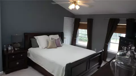 4 Hesspar Dr, Westerly, RI 02891 photo 3