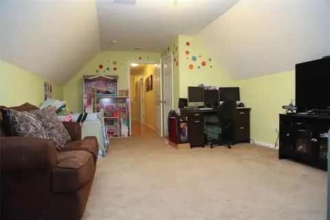 8 Conifer Ct, Coventry, RI 02816 photo 16
