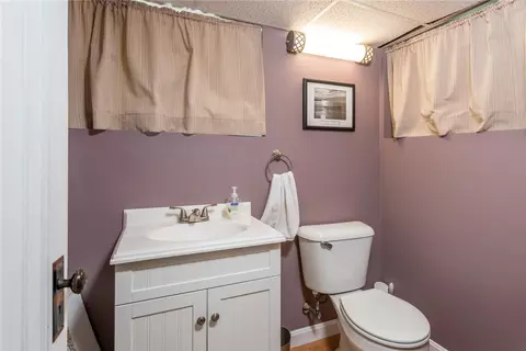 363 Mowry St, Woonsocket, RI 02895 photo 20