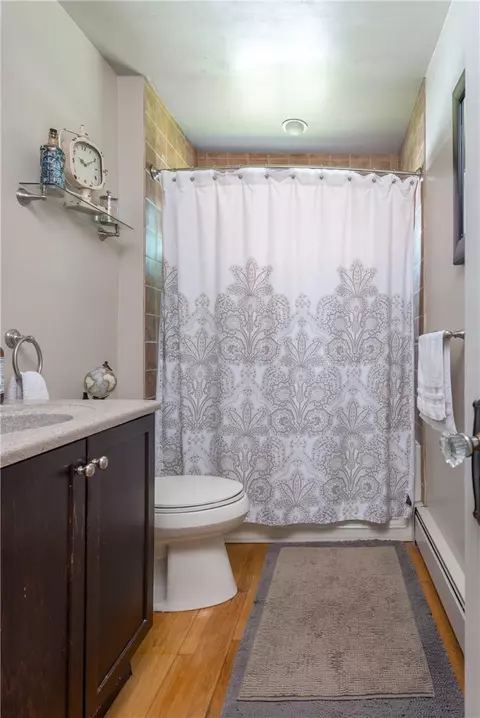 363 Mowry St, Woonsocket, RI 02895 photo 13