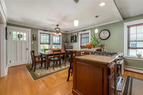 363 Mowry St, Woonsocket, RI 02895 photo 6