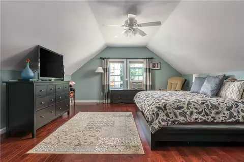 363 Mowry St, Woonsocket, RI 02895 photo 14