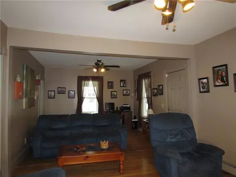 131 5th Ave, Woonsocket, RI 02895 photo 4