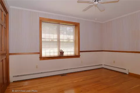 75 Maple Ln, Bristol, RI 02809 photo 21