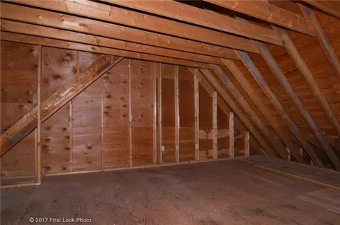 75 Maple Ln, Bristol, RI 02809 photo 25