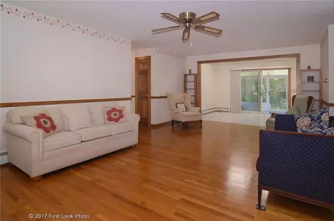 75 Maple Ln, Bristol, RI 02809 photo 11