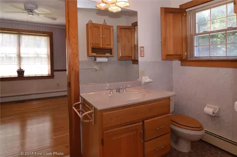 75 Maple Ln, Bristol, RI 02809 photo 19
