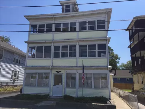319 Mowry St, Woonsocket, RI 02895 photo 1