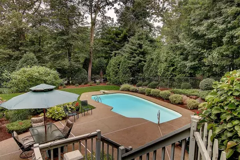 135 Joseph Ct, Warwick, RI 02886 photo 34