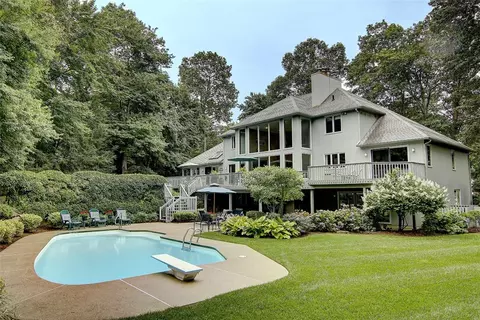 135 Joseph Ct, Warwick, RI 02886 photo 36