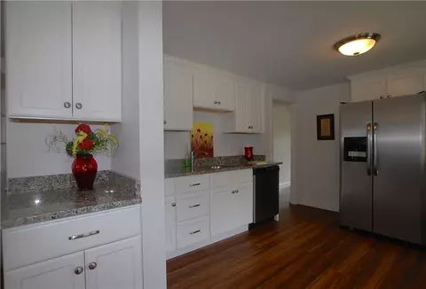141 Union Ave, Warwick, RI 02889 photo 8