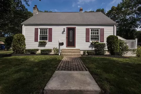 145 Vera St, Warwick, RI 02886 photo 1