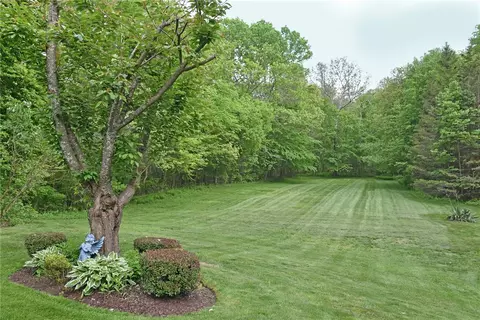 133 Sisson Rd, Coventry, RI 02827 photo 16