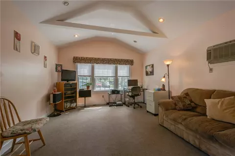 69 Custer St, Warwick, RI 02889 photo 15