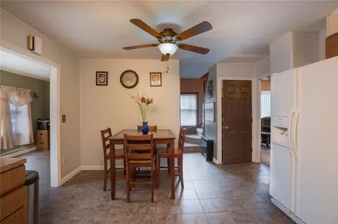 94 Blade St, Warwick, RI 02886 photo 6