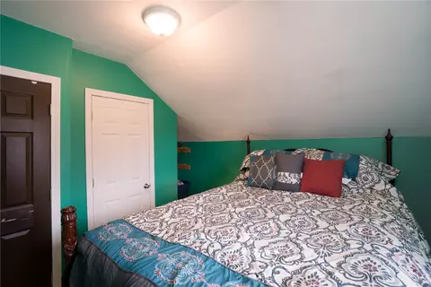 94 Blade St, Warwick, RI 02886 photo 13