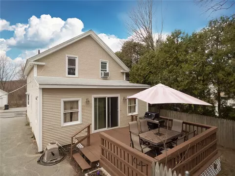 94 Blade St, Warwick, RI 02886 photo 17