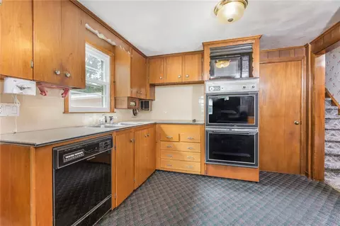 84 Rustic Way, Warwick, RI 02886 photo 9