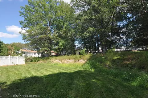 154 Star Ave, Woonsocket, RI 02895 photo 37