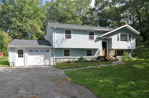 154 Star Ave, Woonsocket, RI 02895 photo 3