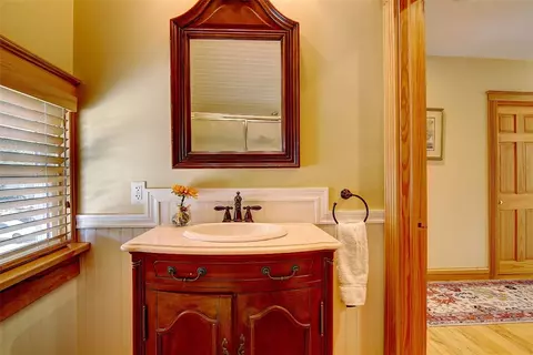 91 Baker St, Warren, RI 02885 photo 33