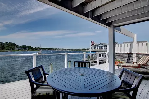 91 Baker St, Warren, RI 02885 photo 14