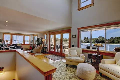 91 Baker St, Warren, RI 02885 photo 12
