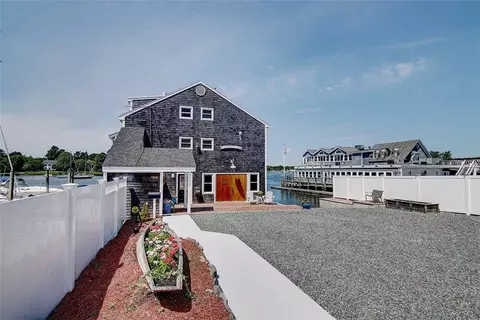 91 Baker St, Warren, RI 02885 photo 6