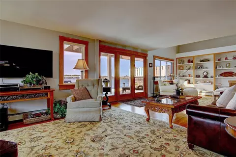 91 Baker St, Warren, RI 02885 photo 9