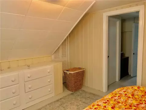 22 Macarthur Dr, Warwick, RI 02889 photo 17