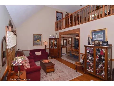 71 Maple Ln, Bristol, RI 02809 photo 13