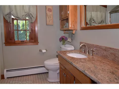 71 Maple Ln, Bristol, RI 02809 photo 23