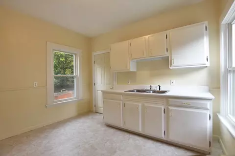133 Providence St, Woonsocket, RI 02895 photo 13