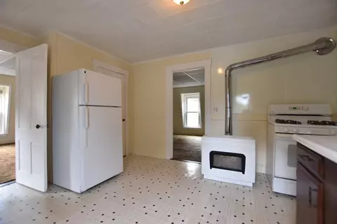 133 Providence St, Woonsocket, RI 02895 photo 22