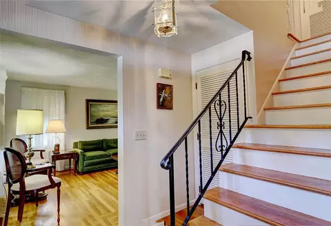 61 Stubtoe Dr, Warwick, RI 02886 photo 10
