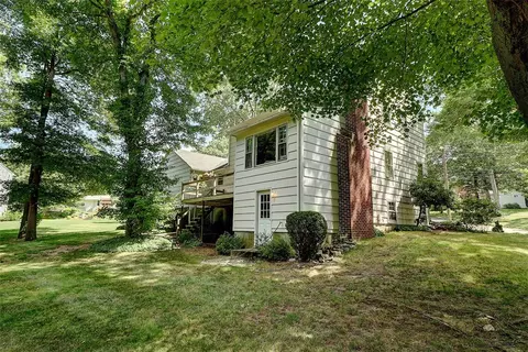 61 Stubtoe Dr, Warwick, RI 02886 photo 6