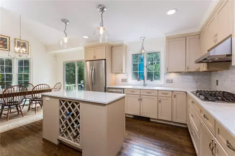 245 Shore Rd, Westerly, RI 02891 photo 10