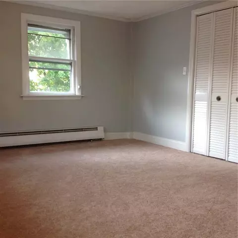 354 Bernon St, Woonsocket, RI 02895 photo 12