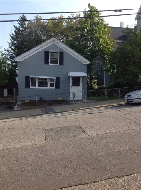 354 Bernon St, Woonsocket, RI 02895 photo 1