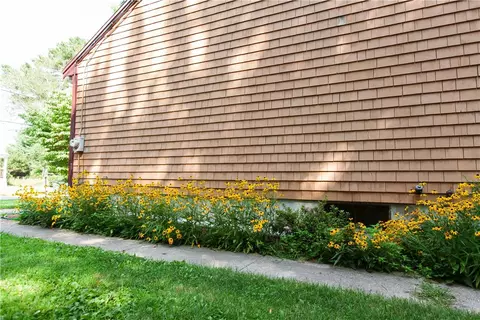 20 Andre Blvd, Glendale, RI 02826 photo 16