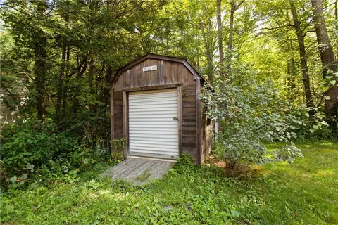 20 Andre Blvd, Glendale, RI 02826 photo 18