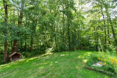 20 Andre Blvd, Glendale, RI 02826 photo 14