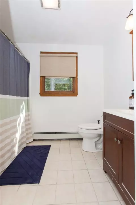 20 Andre Blvd, Glendale, RI 02826 photo 7