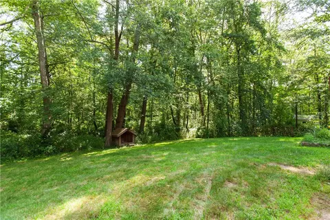 20 Andre Blvd, Glendale, RI 02826 photo 15