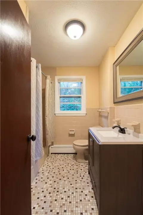 208 Killingly St, Providence, RI 02909 photo 14