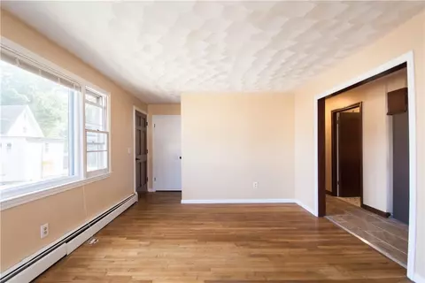208 Killingly St, Providence, RI 02909 photo 12