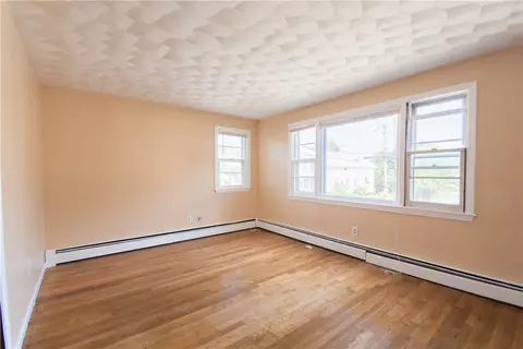 208 Killingly St, Providence, RI 02909 photo 11