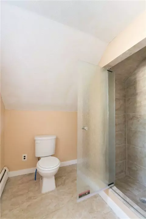 208 Killingly St, Providence, RI 02909 photo 32