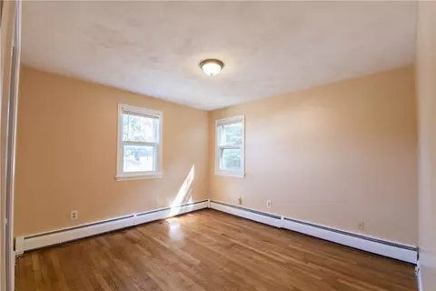 208 Killingly St, Providence, RI 02909 photo 16
